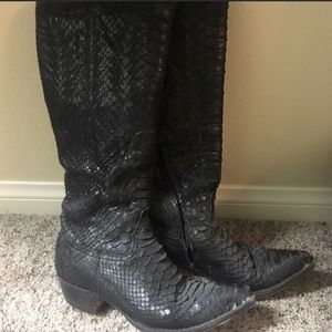 ISO Old Gringo black python boots